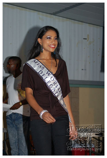 dream_team_2010_launch-059