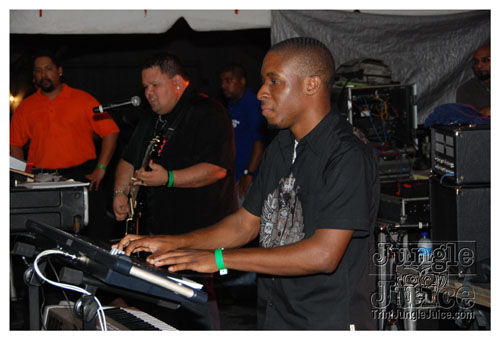 ease_d_squeeze_feb7-054