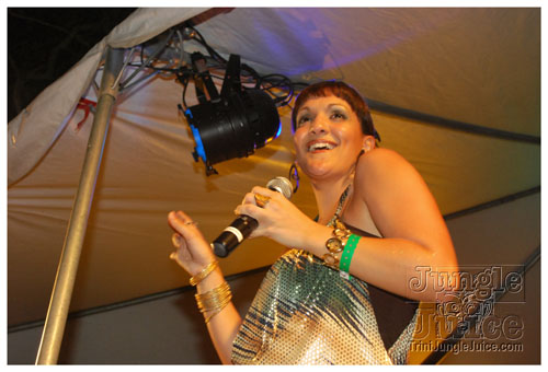 ease_d_squeeze_feb7-073