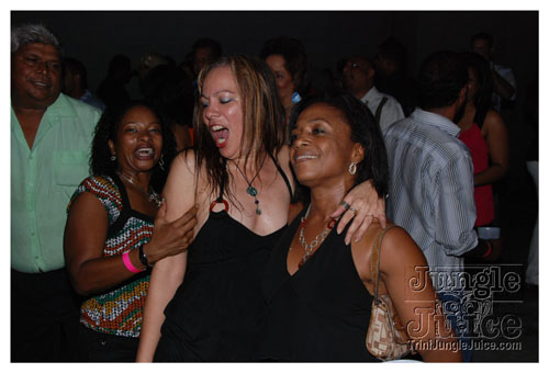 ease_d_squeeze_feb7-077