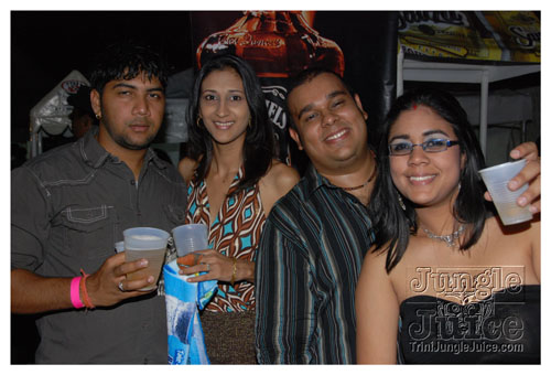 ease_d_squeeze_feb7-095