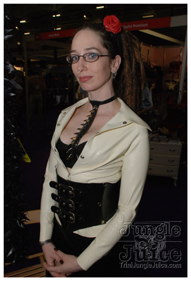 erotica_2009_nov21-036