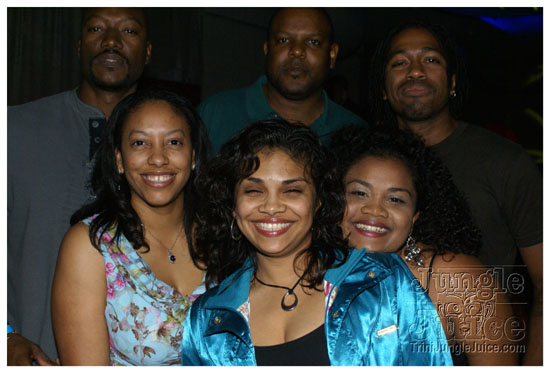 fayann_lyons_live_may24-002