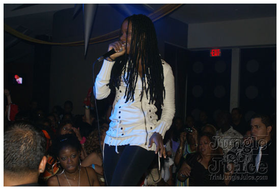 fayann_lyons_live_may24-055