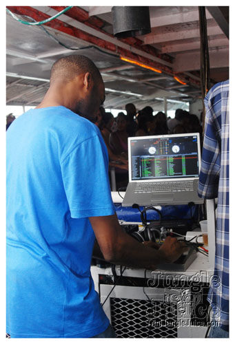 flight_cruise_finale_feb15-049