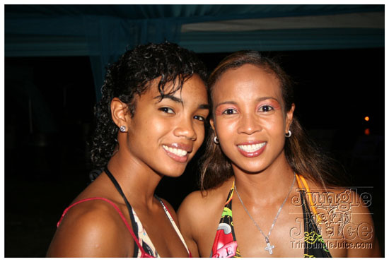 frenchmen_4play_2009_oct18-002