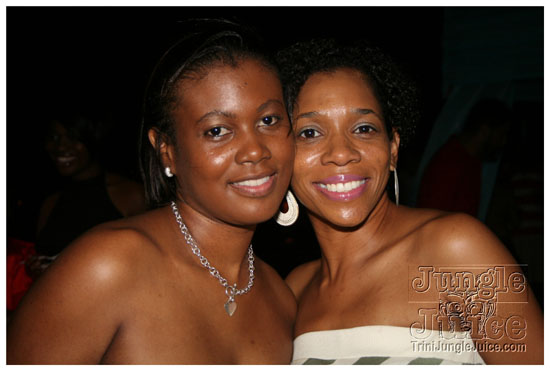 frenchmen_4play_2009_oct18-027