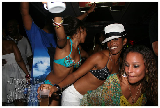 frenchmen_4play_2009_oct18-075