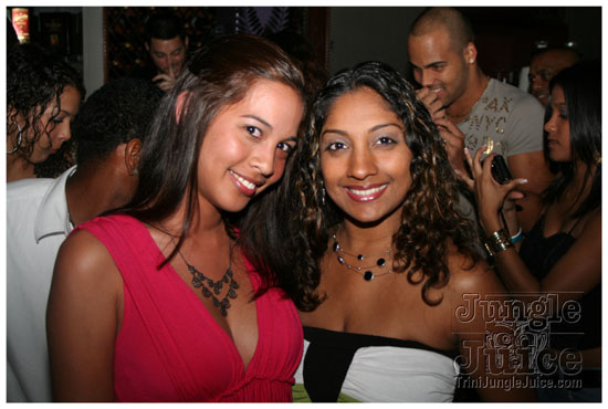 friends_feat_benjai_jun6-003