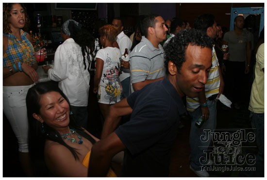 friends_feat_benjai_jun6-032