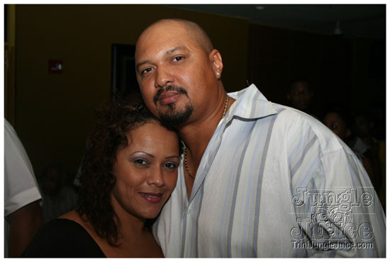 friends_feat_benjai_jun6-033