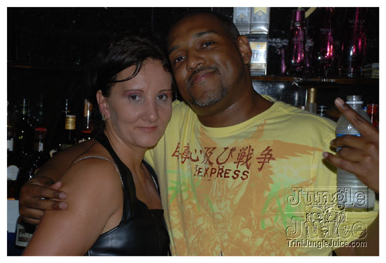 friends_feat_benjai_jun6-058