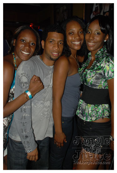 friends_feat_benjai_jun6-060