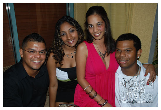 friends_feat_benjai_jun6-063