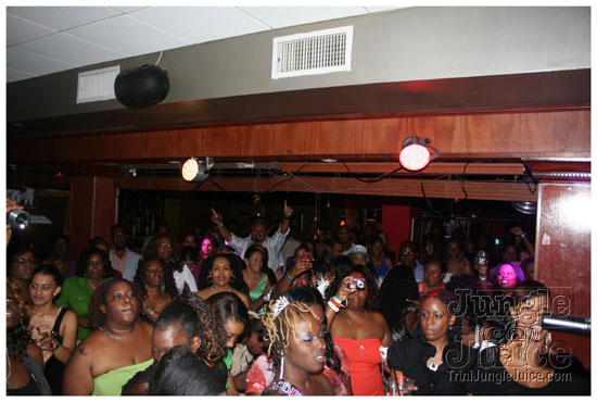 friends_feat_benjai_jun6-074