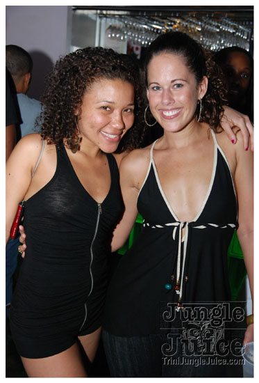 friends_miami_carnival_2009-007