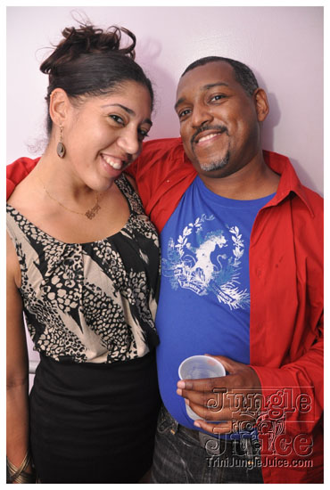 friends_miami_carnival_2009-010