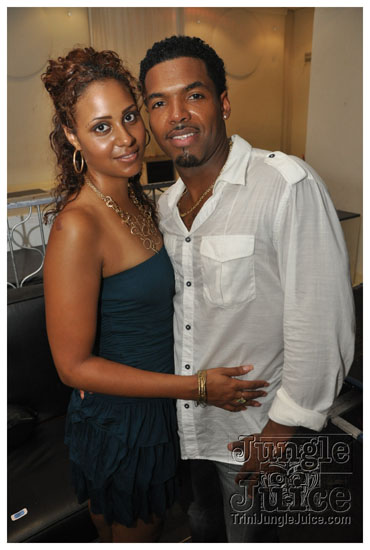 friends_miami_carnival_2009-016