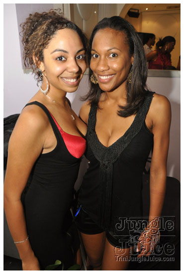 friends_miami_carnival_2009-017