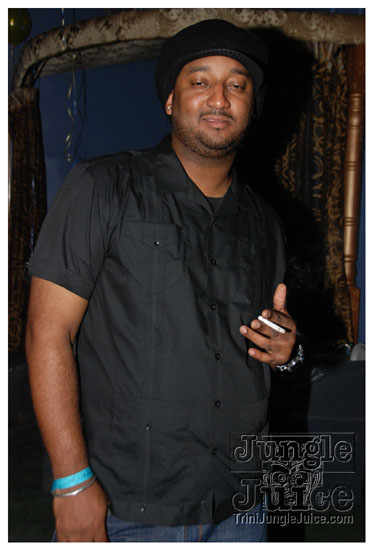 friends_miami_carnival_2009-023