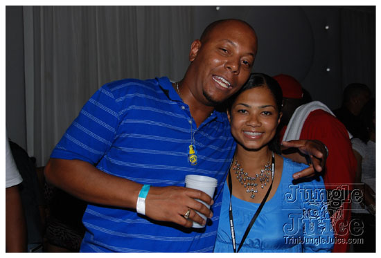 friends_miami_carnival_2009-033