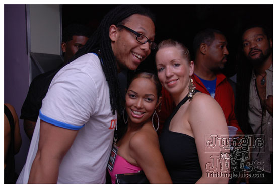 friends_miami_carnival_2009-044