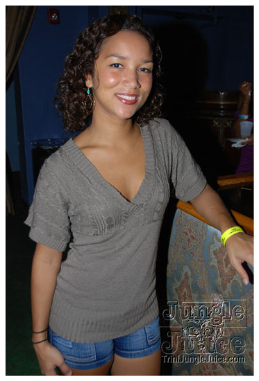 friends_miami_carnival_2009-051