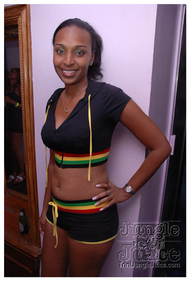 friends_miami_carnival_2009-052