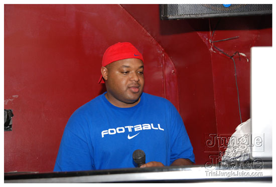 friends_miami_carnival_2009-072