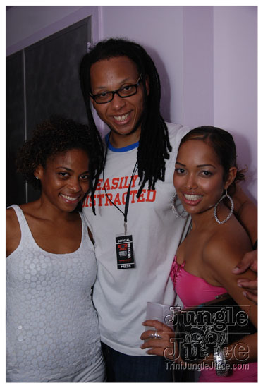 friends_miami_carnival_2009-096