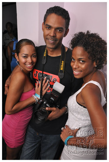 friends_miami_carnival_2009-097