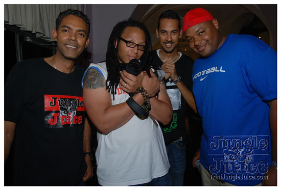 friends_miami_carnival_2009-114