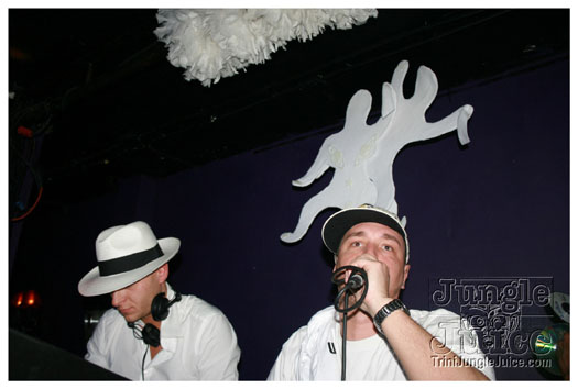 glow_amsterdam_dec12-029