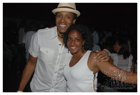 glow_barbados_july30-001