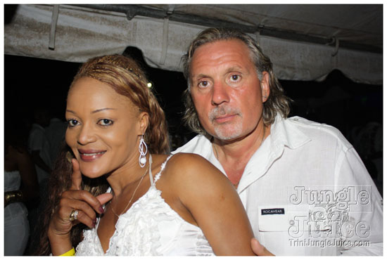 glow_barbados_july30-013