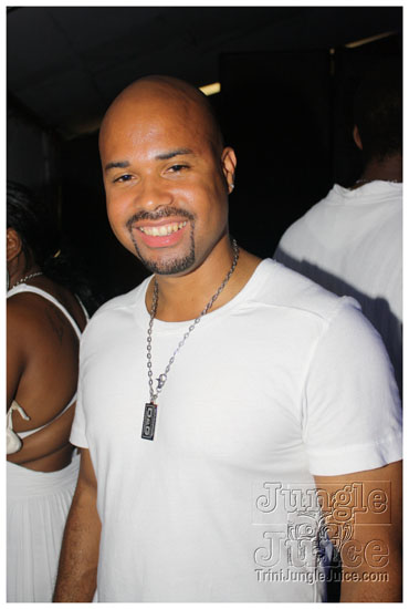 glow_barbados_july30-020