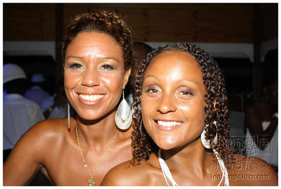 glow_barbados_july30-042