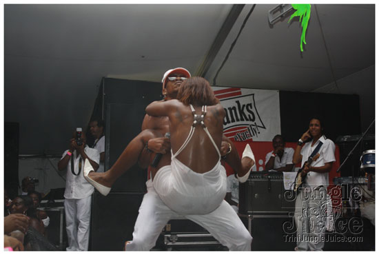 glow_barbados_july30-086