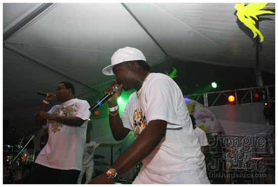 glow_barbados_july30-090