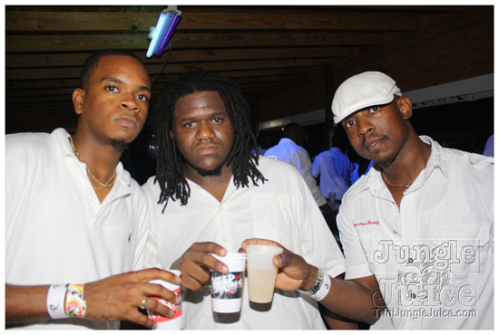 glow_barbados_july30-112