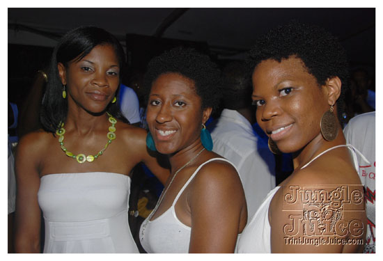 glow_barbados_july30-174
