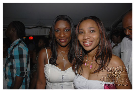 glow_barbados_july30-176