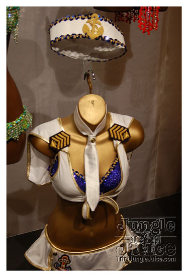 harts_launch_2010-097