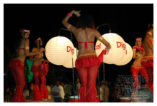 harts_launch_2010-110