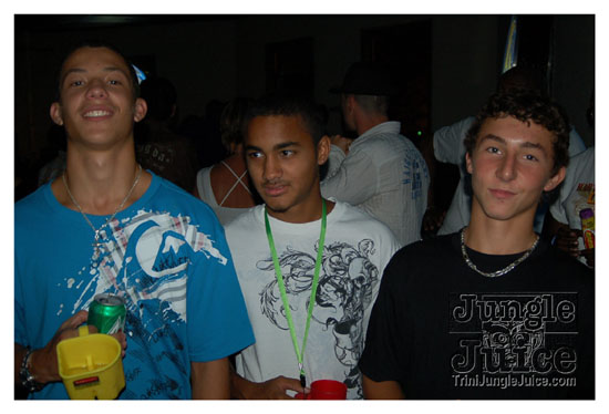 harts_launch_2010-142