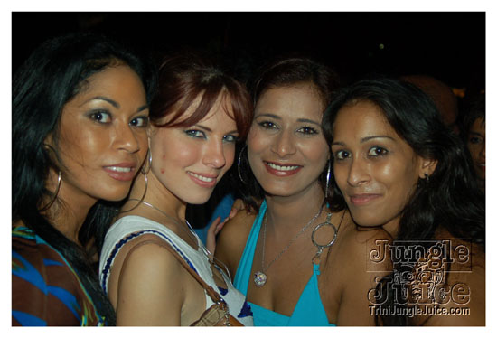 harts_launch_2010-207