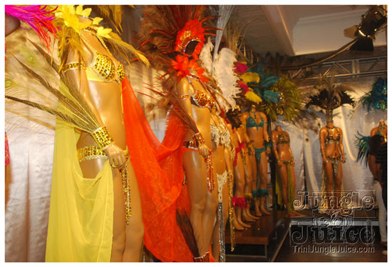 harts_launch_2010-237