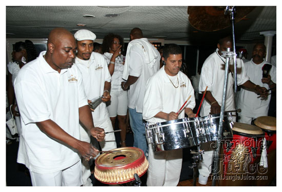 hawks_boatride_jun6-070