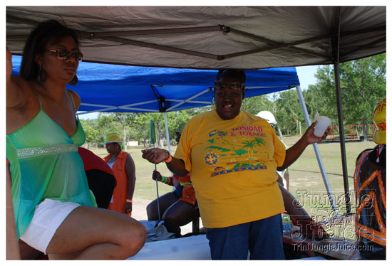 houston_parade_jul5_2009_pt1-040