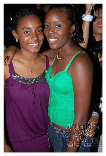 i_am_legend_2_may30-011